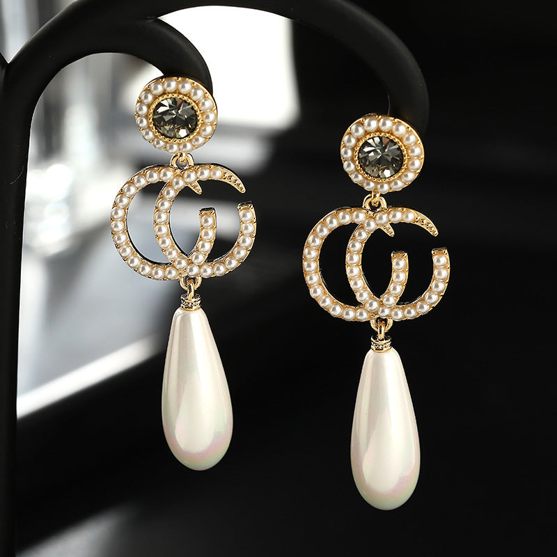 Vintage palace style pearl earrings