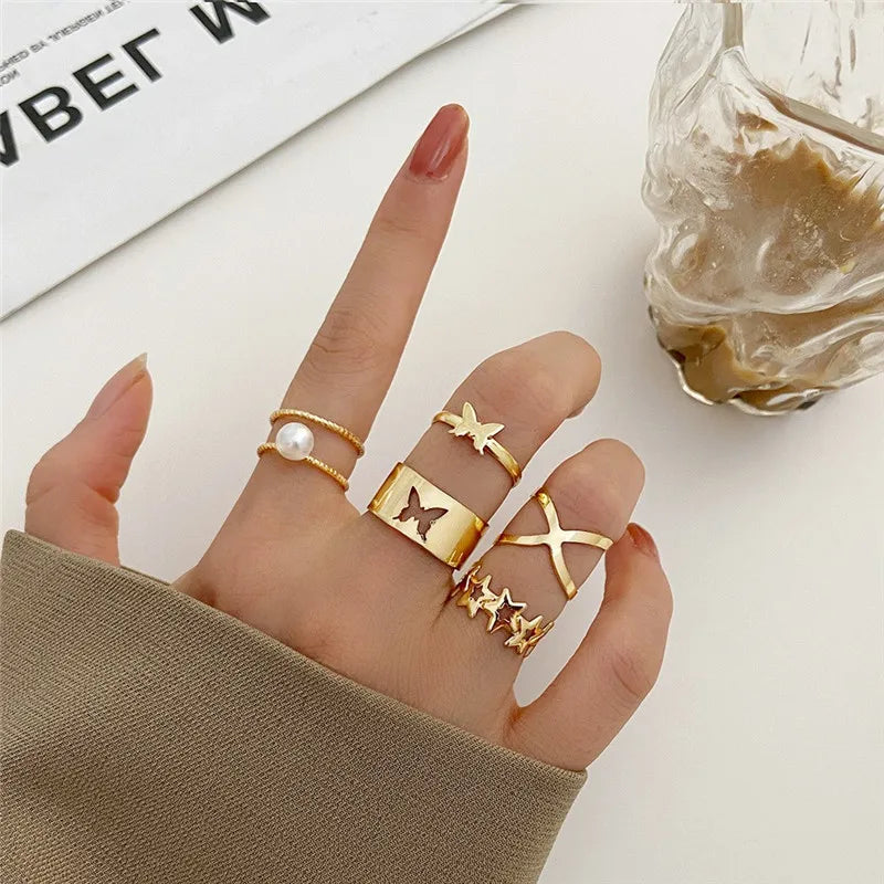 Modyle Boho Gold Color Heart Rings