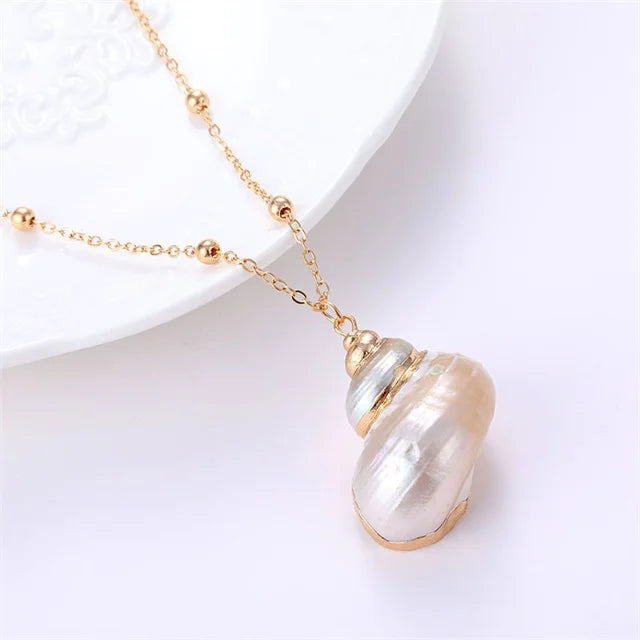 Boho Conch Shell Pendant Necklace – Summer Beach Jewelry for Women