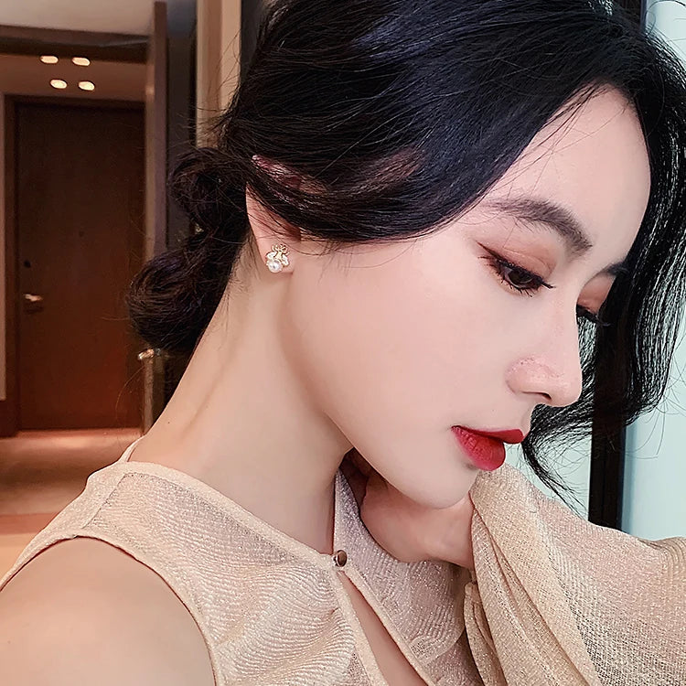 Pearl Bee Earrings – Luxurious Korean Fashion Insect Jewelry for Women