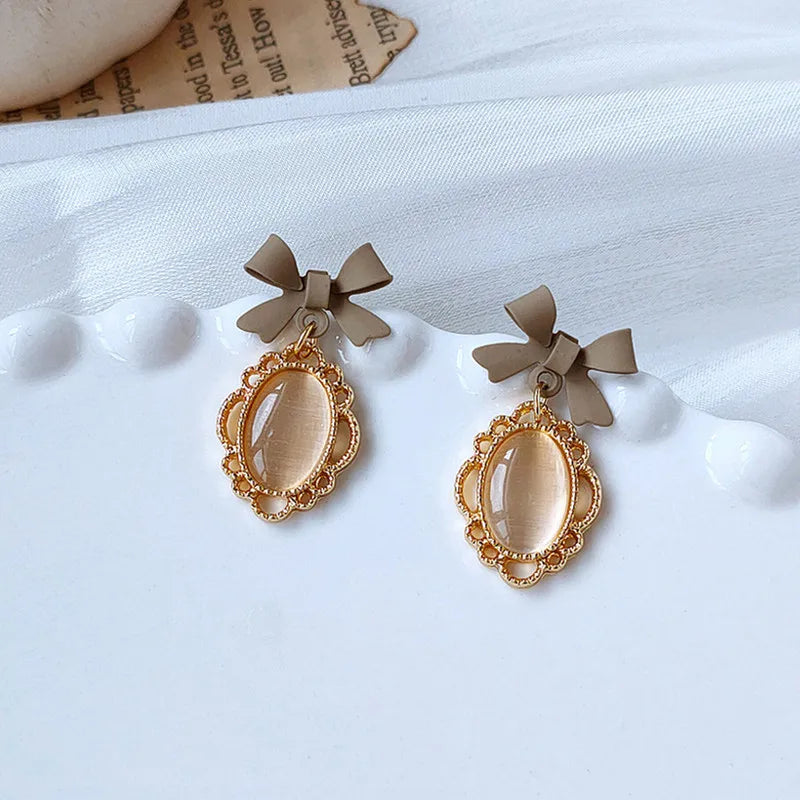 Golden Bowknot Heart Resin Earrings – Korean Valentine's Day Jewelry Gift