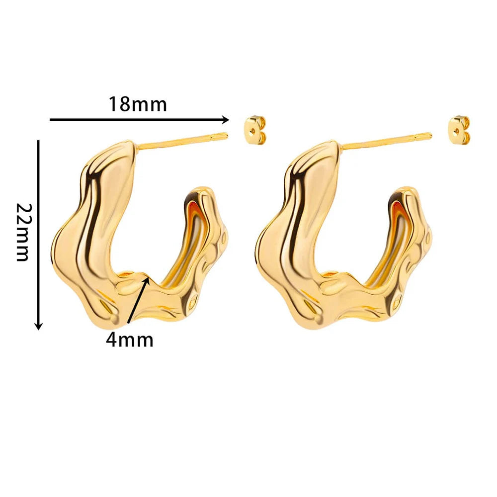 Gold-Plated Twisted Heart Hoop Earrings for Women