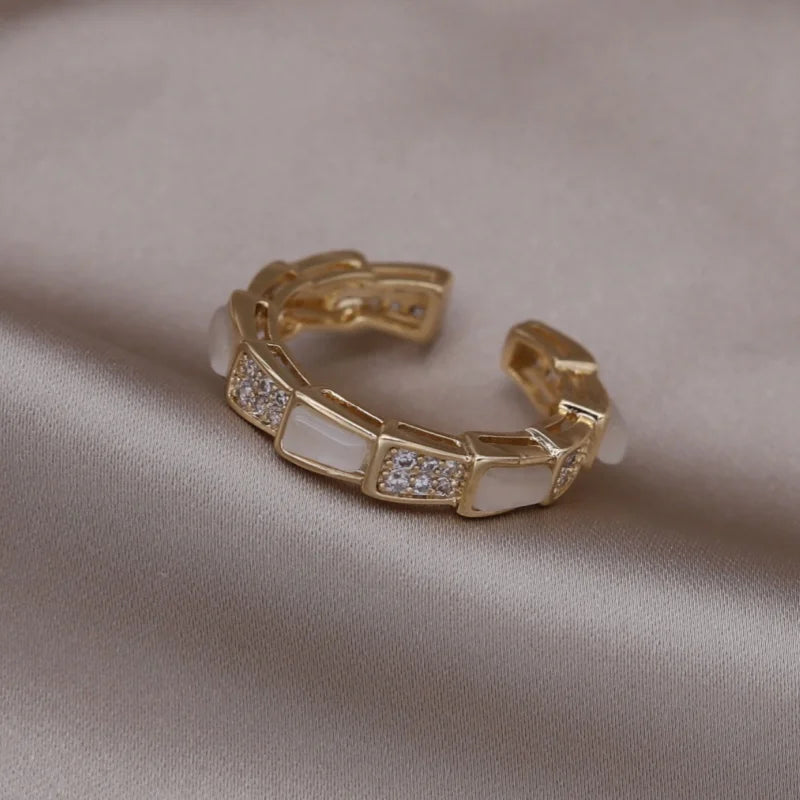 14K Gold Plated Double Love Crystal Ring – Elegant Korean Fashion Jewelry