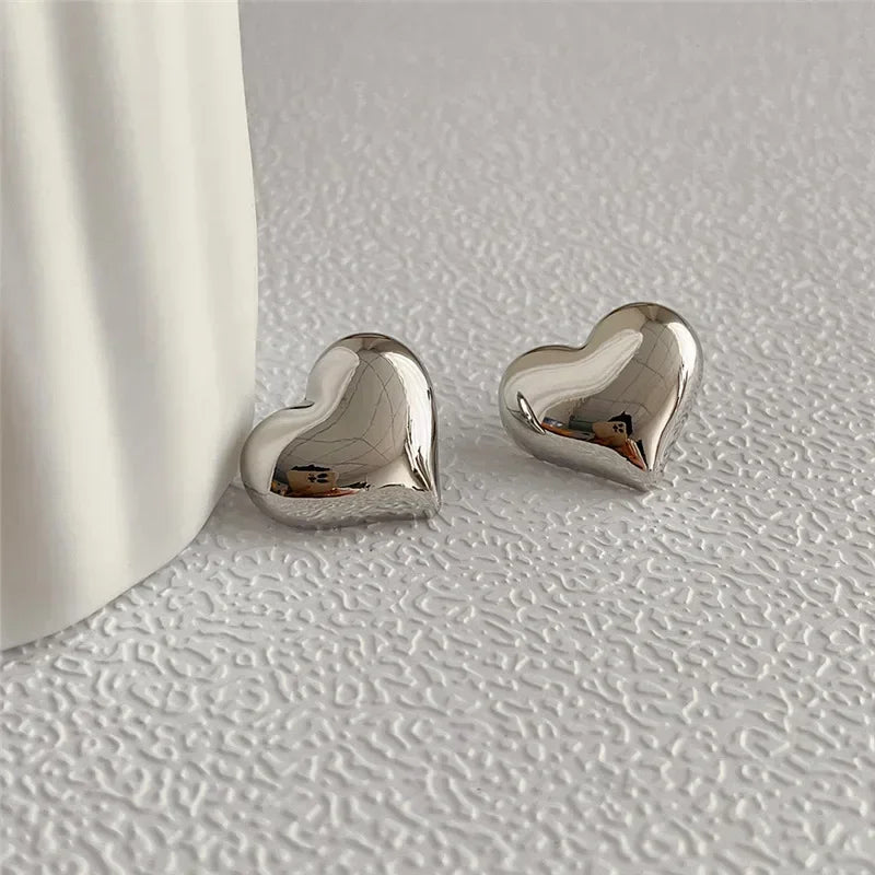 LATS Gold Love Heart Shaped Stud Earrings