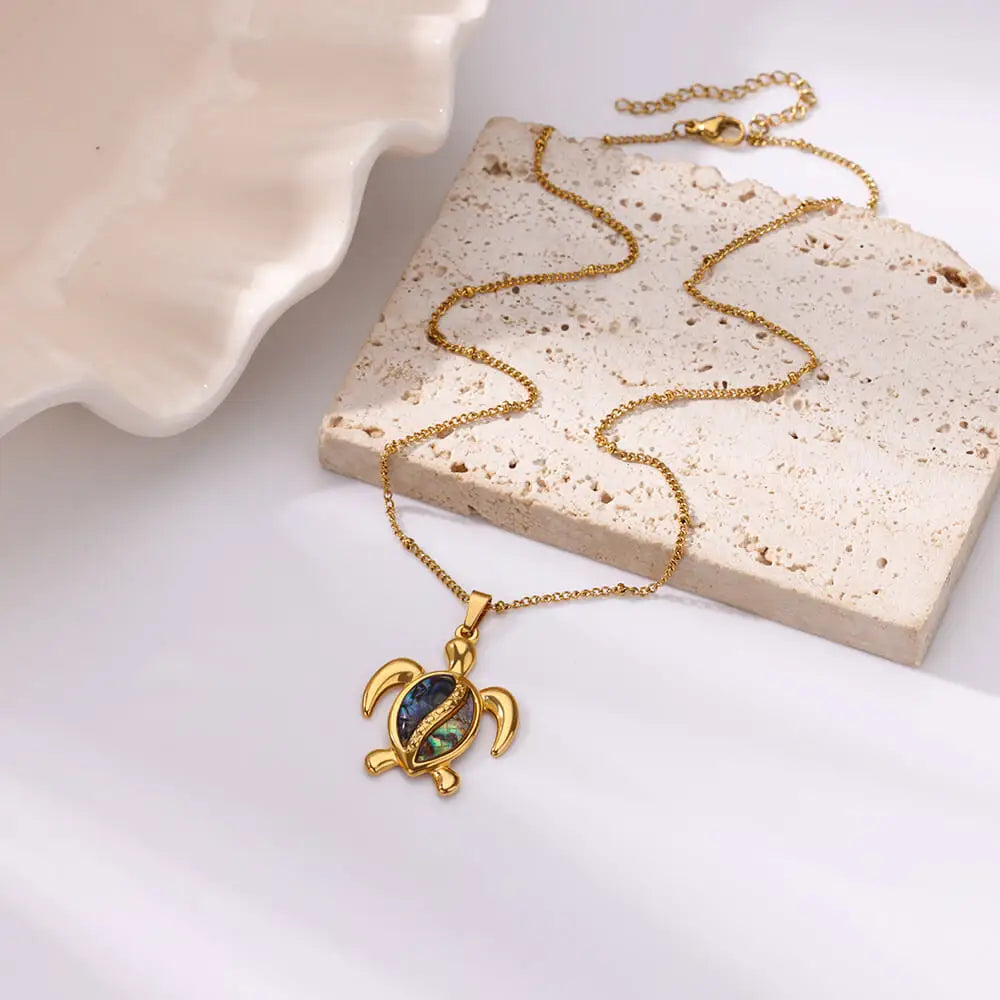 Summer Beach Turtle Pendant Necklace - Beaded Chain Y2K Charm Jewelry for Women