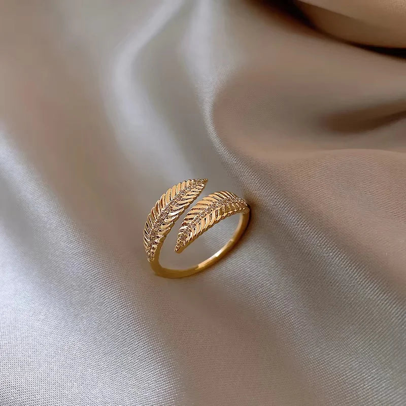 14K Gold Plated Double Love Crystal Ring – Elegant Korean Fashion Jewelry