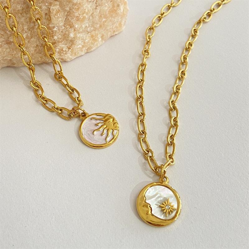 Sun Moon Round Mother Shell Pendant Necklace